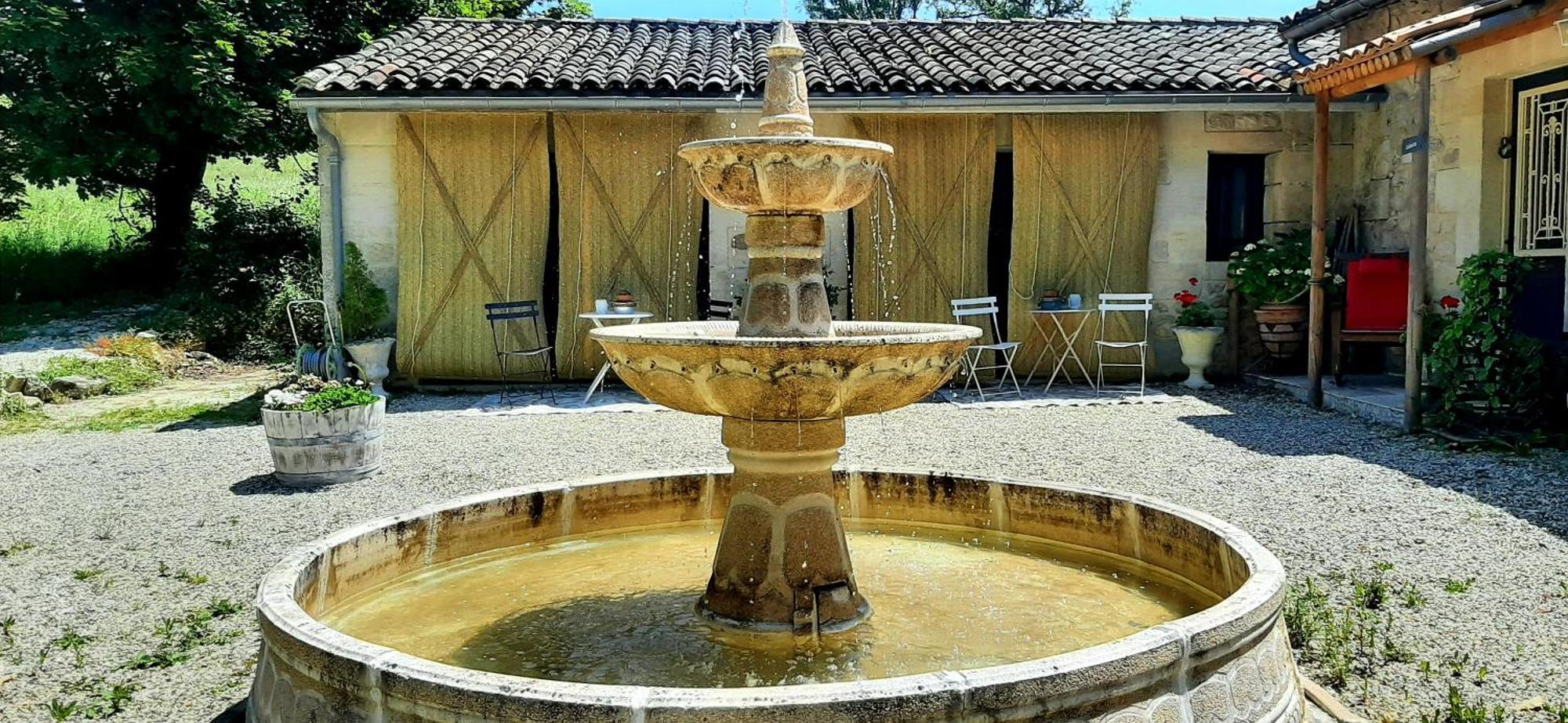 Aux Tuileries Nord B&B Creon Bagian luar foto